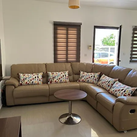 Dene Hollow Kapparis Vila Paralimni