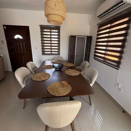 Villa Dene Hollow Kapparis