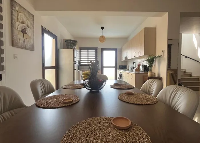 Villa Dene Hollow Kapparis *